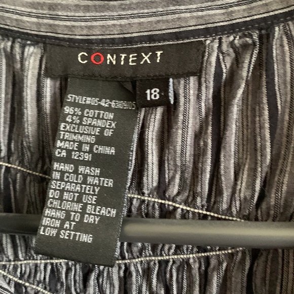 Context tuxedo style blouse - Picture 3 of 3